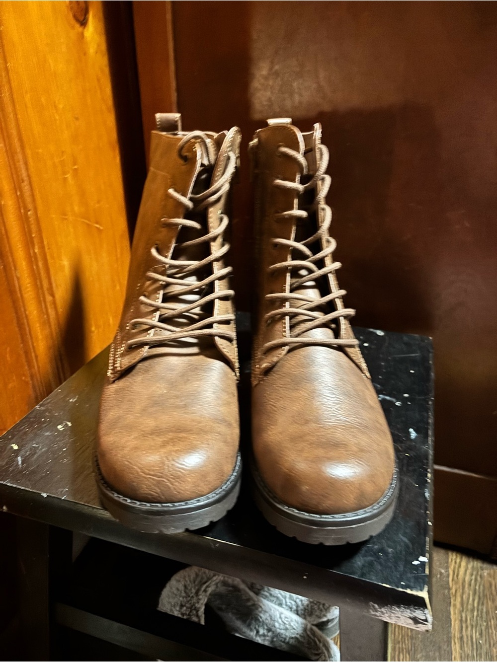 NEVER WORN!! Amazon Essentials Women's Lace-Up Combat Boots - Picture 2 of 5